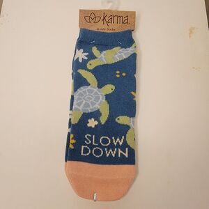 Karma Ankle Socks Sea Turtles "Slow Down Enjoy Life" One Size NWT